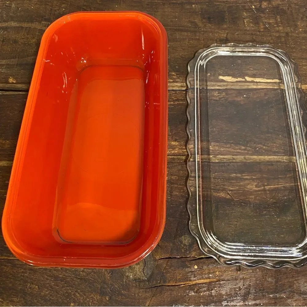 Jeanette Red Refrigerator Dish with Scalloped Lid.